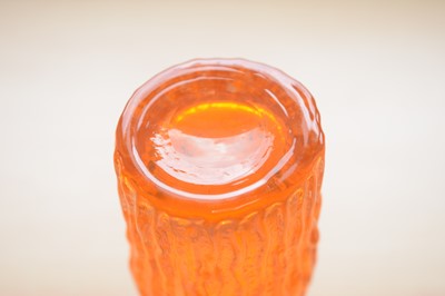 Lot 12 - A late 1960s Whitefriars Glass "Mallet" vase designed by Geoffrey Baxter