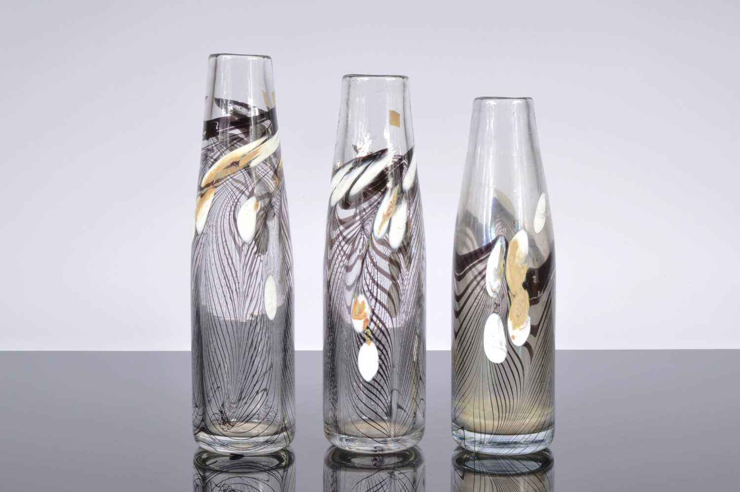 Lot 36 - A set of three graduated bottle vases by George Elliott RCA (1933-1988)