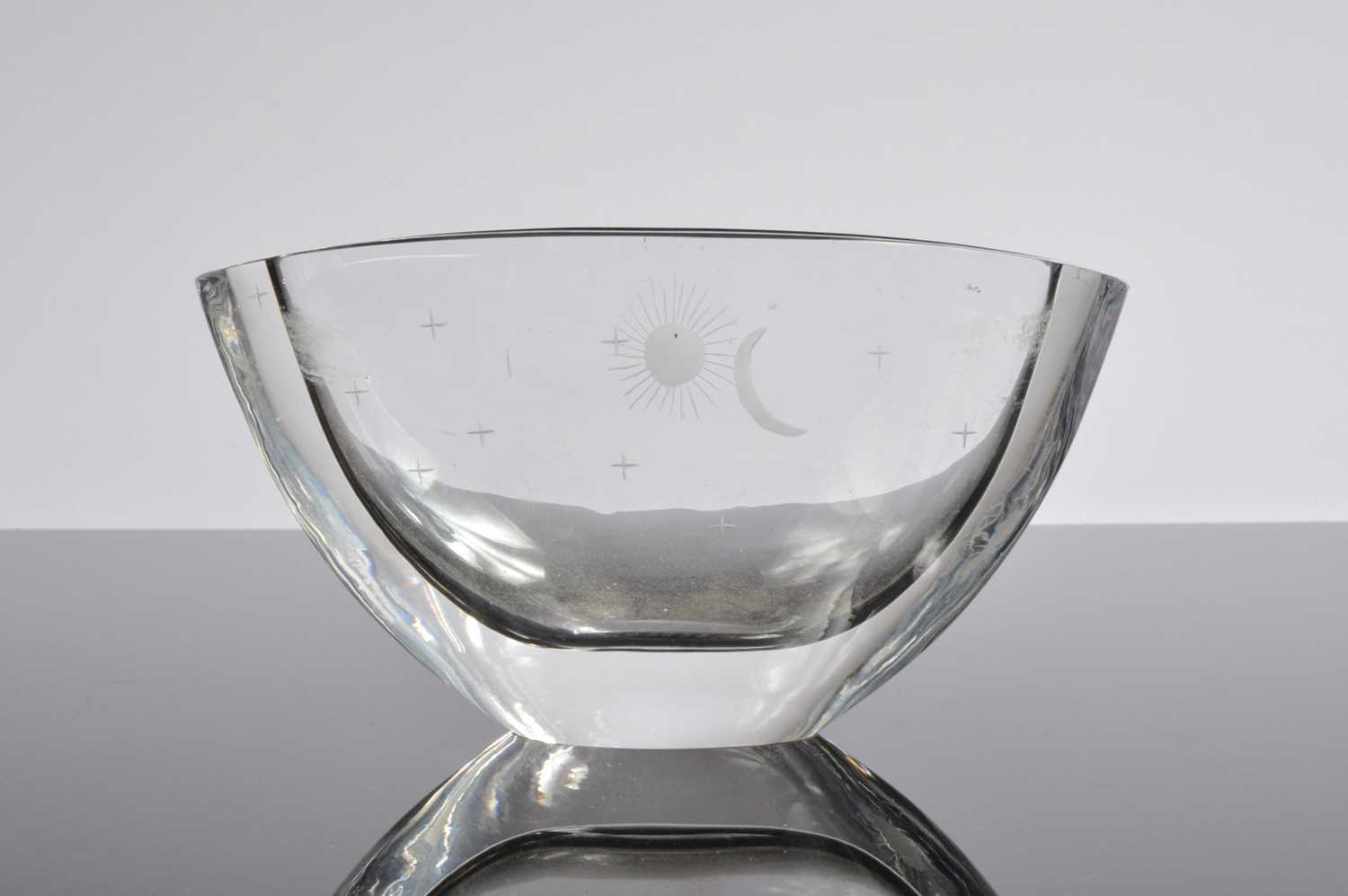 Lot 50 - A c1950s Orrefors Glass vessel