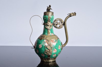 Lot 86 - Four small Far Eastern porcelain items