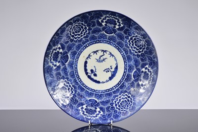 Lot 91 - A large 20th century Japanese porcelain Imari style charger and another Arita style example