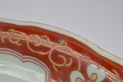 Lot 93 - An early 20th century Japanese porcelain dish