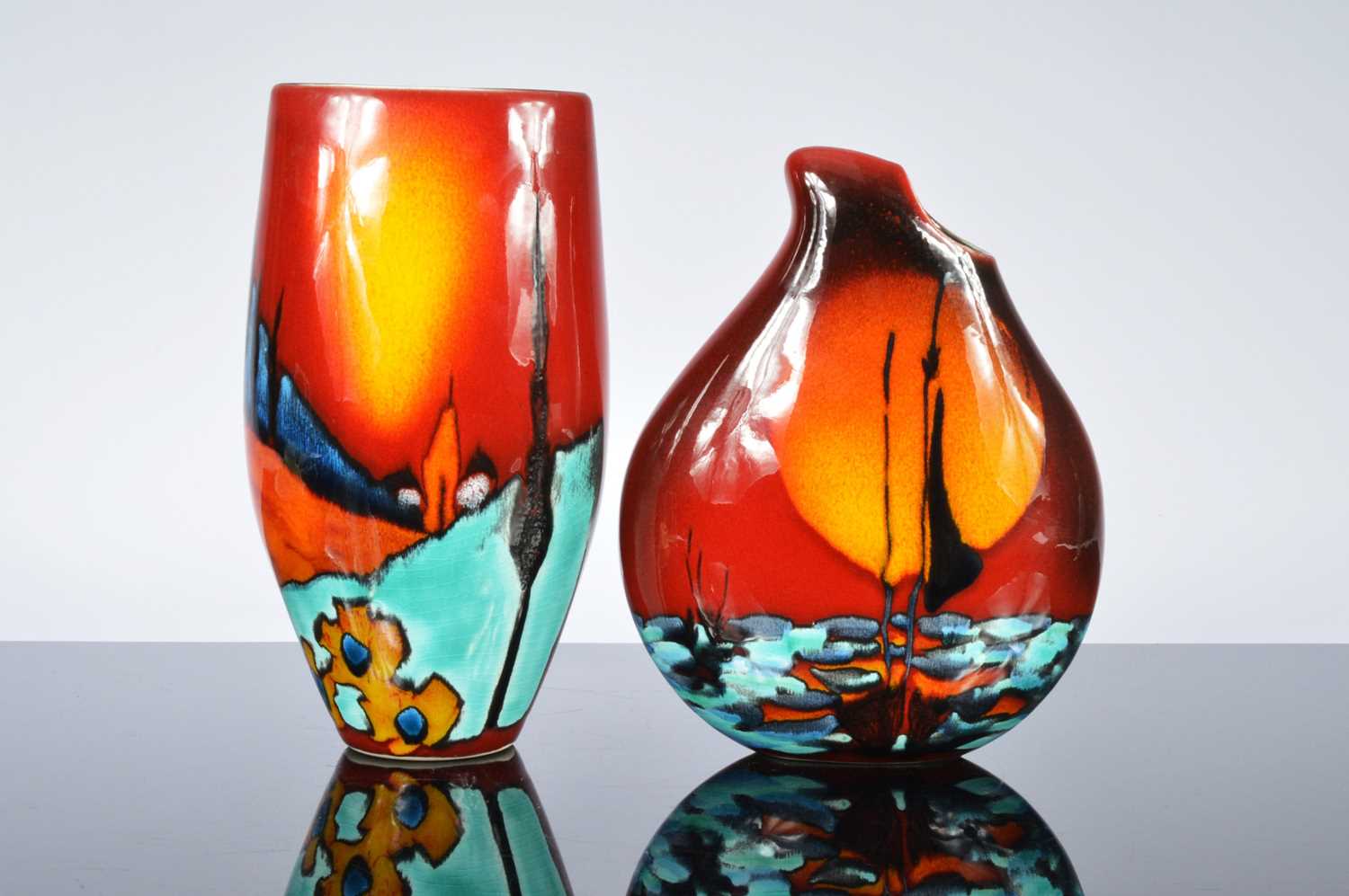 Lot 176 - Two modern Anita Harris Studio pottery items