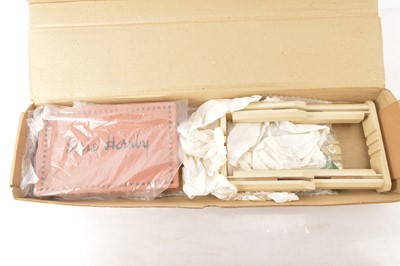 Lot 7 - French Hornby 0 Gauge Signal Cabins Signals and other Accessories (11)