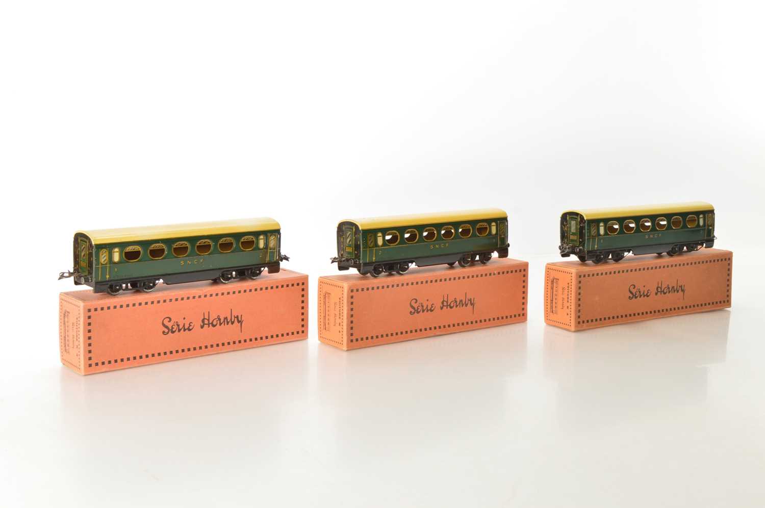 Lot 29 - French Hornby 0 Gauge No.4 SNCF lined green 1st/2nd Passenger coaches (3)