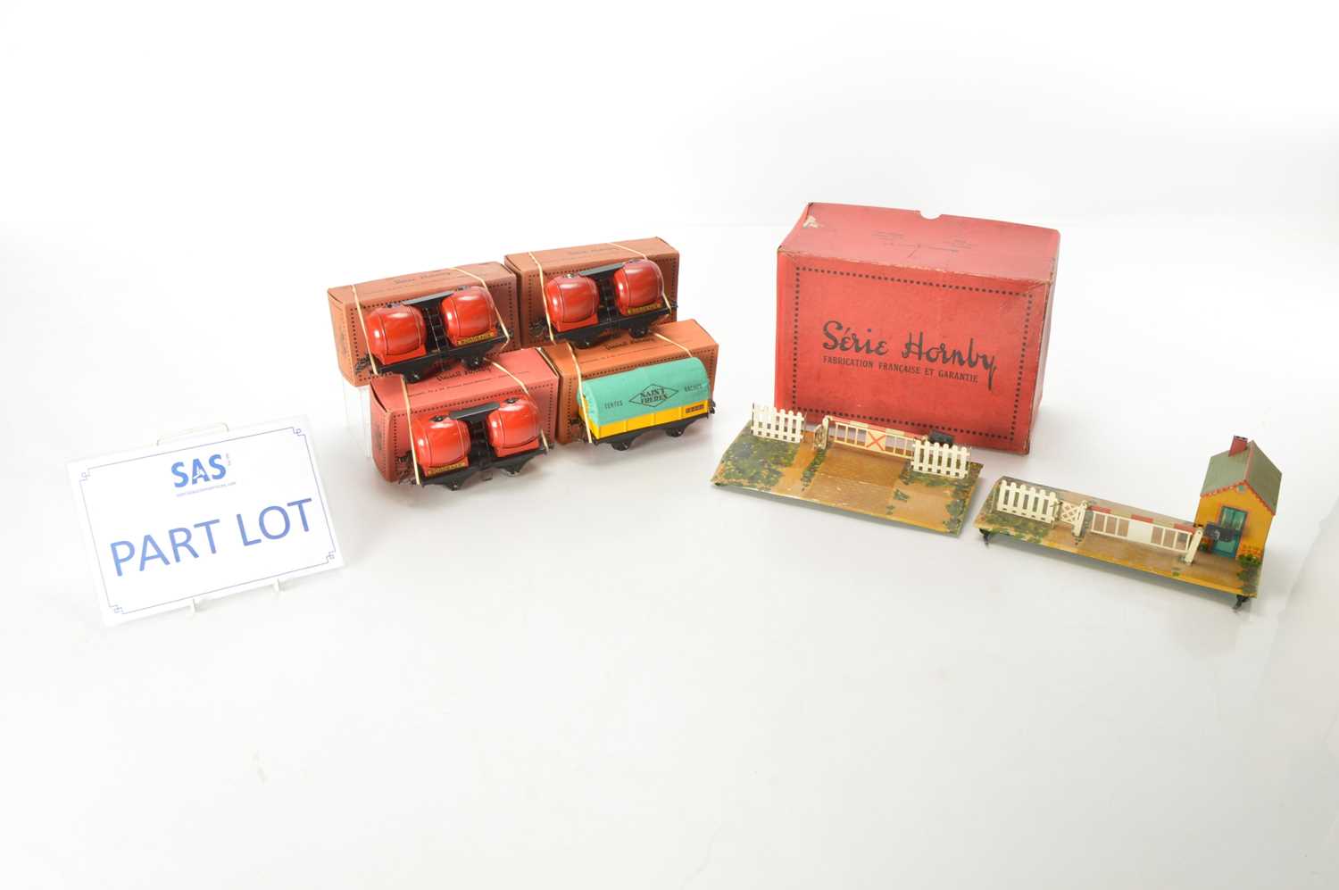 Lot 43 - English and French Hornby 0  mixed group of Rolling stock and Accessories (17)