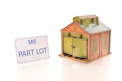Lot 61 - Hornby 0 Gauge group of pre-war Accessories (6).