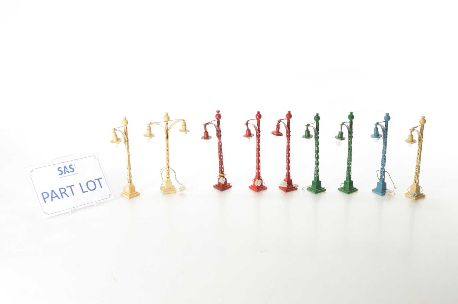 Lot 101 - Scratch built group of Single and Double lamp standards (16)