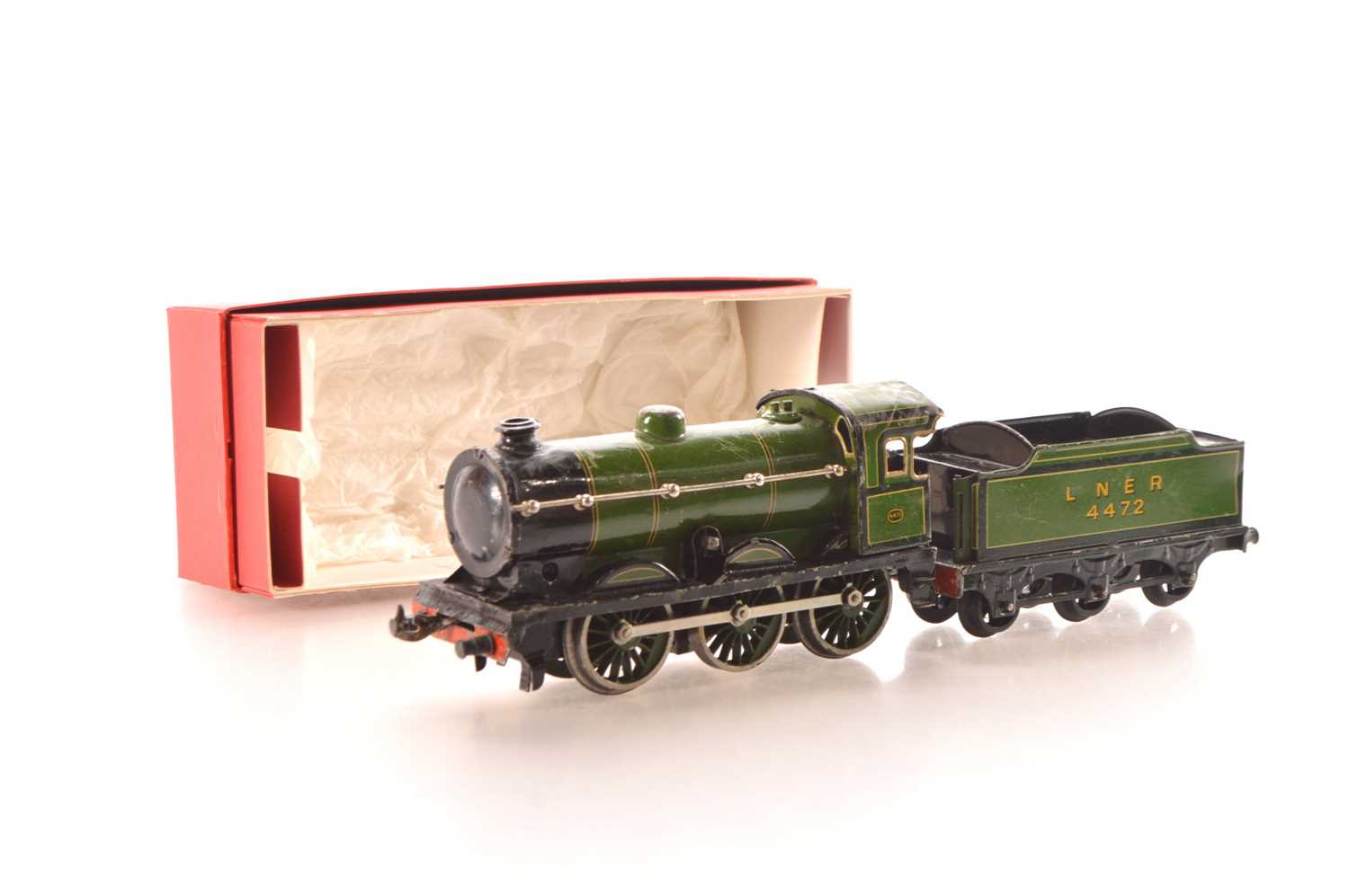 Lot 106 - Bing 0 Gauge 0-6-0 Clockwork Loco & Tender LNER lined green