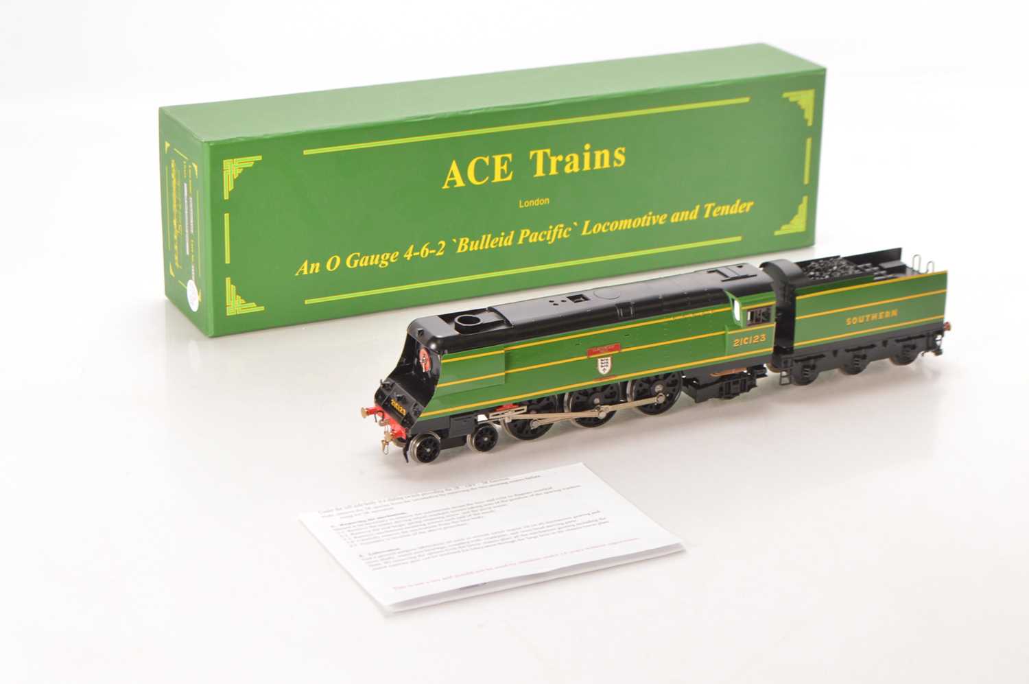 Lot 150 - Ace Trains 0 Gauge Modern issue E/9 4-6-2 Loco & Tender SR Streamlined West Country class 'Blackmore Vale'