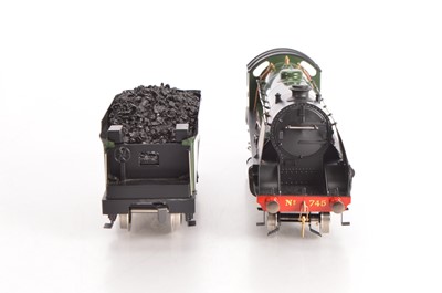 Lot 152 - Ace Trains 0 Gauge Modern issue E/34 4-6-0 Loco & Tender SR lined green King Aurther class 'Tintagel