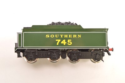 Lot 152 - Ace Trains 0 Gauge Modern issue E/34 4-6-0 Loco & Tender SR lined green King Aurther class 'Tintagel