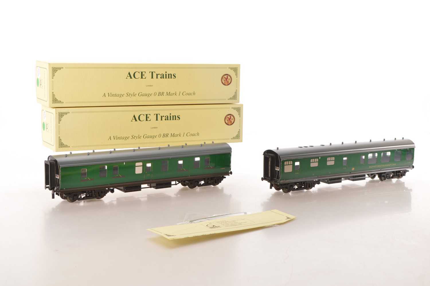 Lot 158 - Ace Trains 0 Gauge Modern issue C/13 BR Mk1 SR coaches (2)