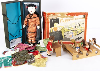 Lot 1064 - A Browi Puppenschule toy school