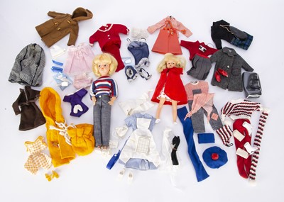 Lot 1068 - A fine Pedigree Sindy and Patch with good selection of clothing