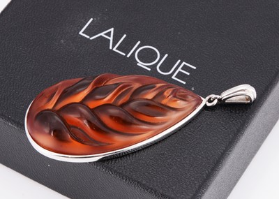 Lot 8 - A Lalique glass and silver Heliconia pendant