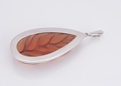 Lot 8 - A Lalique glass and silver Heliconia pendant