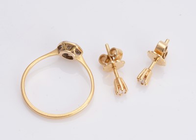 Lot 19 - A pair of contemporary 18ct gold diamond stud earrings