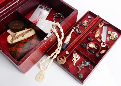 Lot 30 - A red leather jewellery box