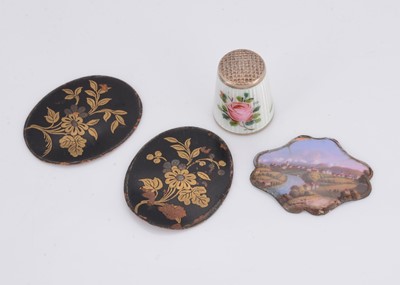 Lot 35 - A David Andersen silver and enamel thimble