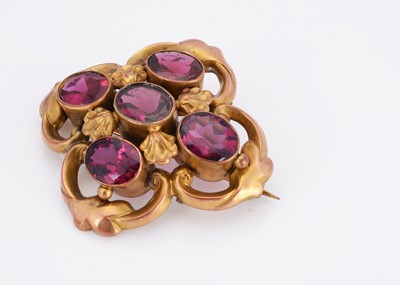 Lot 38 - A 19th Century paste set quatrefoil brooch