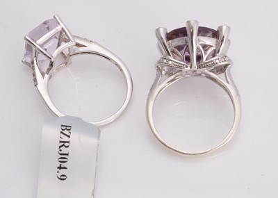 Lot 52 - Two certificated gem set silver dress rings