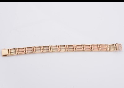 Lot 167 - A 9ct gold four bar flattened link bracelet