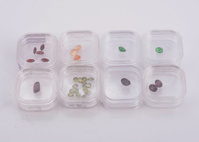 Lot 257 - A selection of mixed certificated Garnets
