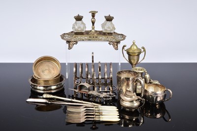 Lot 395 - A collection of silver plated items