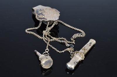 Lot 432 - An antique continental part chatelain
