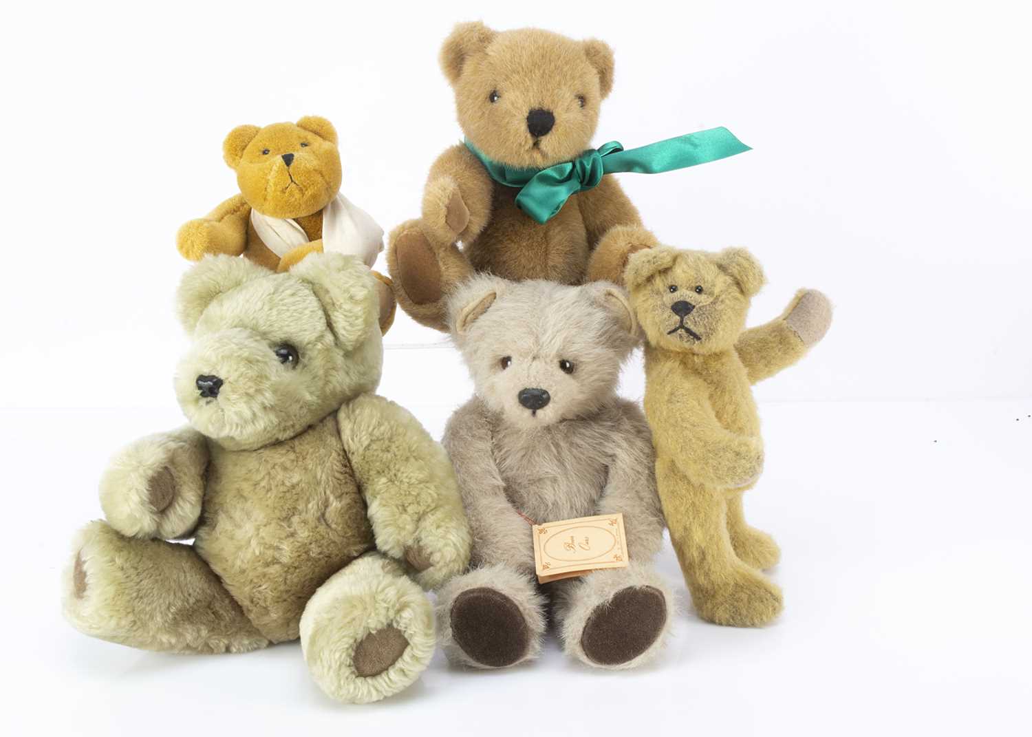 Lot 35 - Five manufactured Teddy Bears