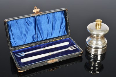 Lot 459 - A modern silver pepper grinder