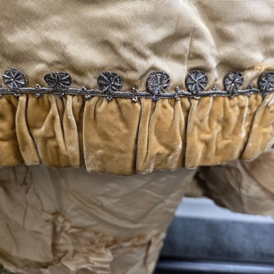 Lot 469 - A Victorian dress