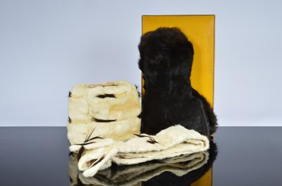 Lot 493 - A pair of c1920s fur and leather driving gloves