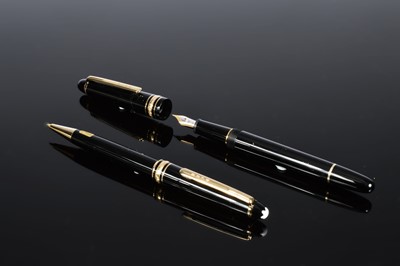 Lot 505 - A modern Mont Blanc Meisterstuck fountain and pencil and a leather pouch