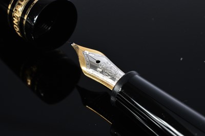 Lot 505 - A modern Mont Blanc Meisterstuck fountain and pencil and a leather pouch