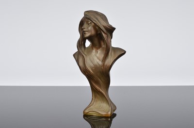 Lot 522 - A small Art Nouveau period Austrian bronze bust of a lady after Franz Gruber (1878-1945)