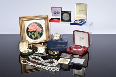 Lot 549 - A small collection of silver jewellery
