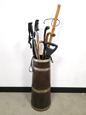Lot 707 - A Victorian coopered stick stand