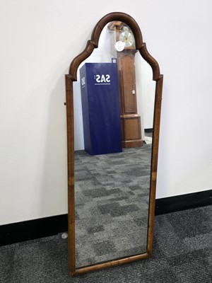 Lot 708 - A Georgian style walnut wall mirror