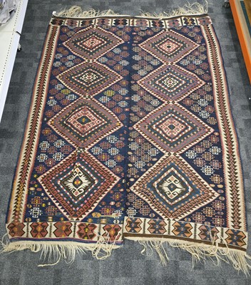 Lot 722 - A vintage Van Kilim flatweave woollen carpet