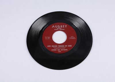 Lot 39 - Johnnie Mae Matthews 7" Single