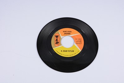 Lot 61 - R Dean Taylor 7" Single