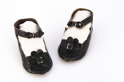 Lot 1222 - A pair of Bru Jne size 12 doll’s shoes