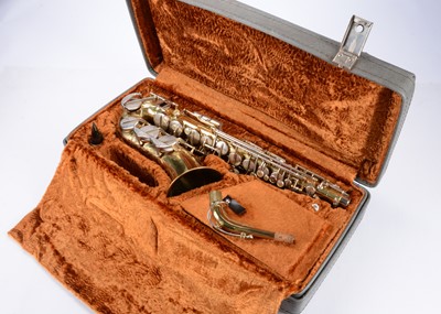 Lot 528 - Saxophone
