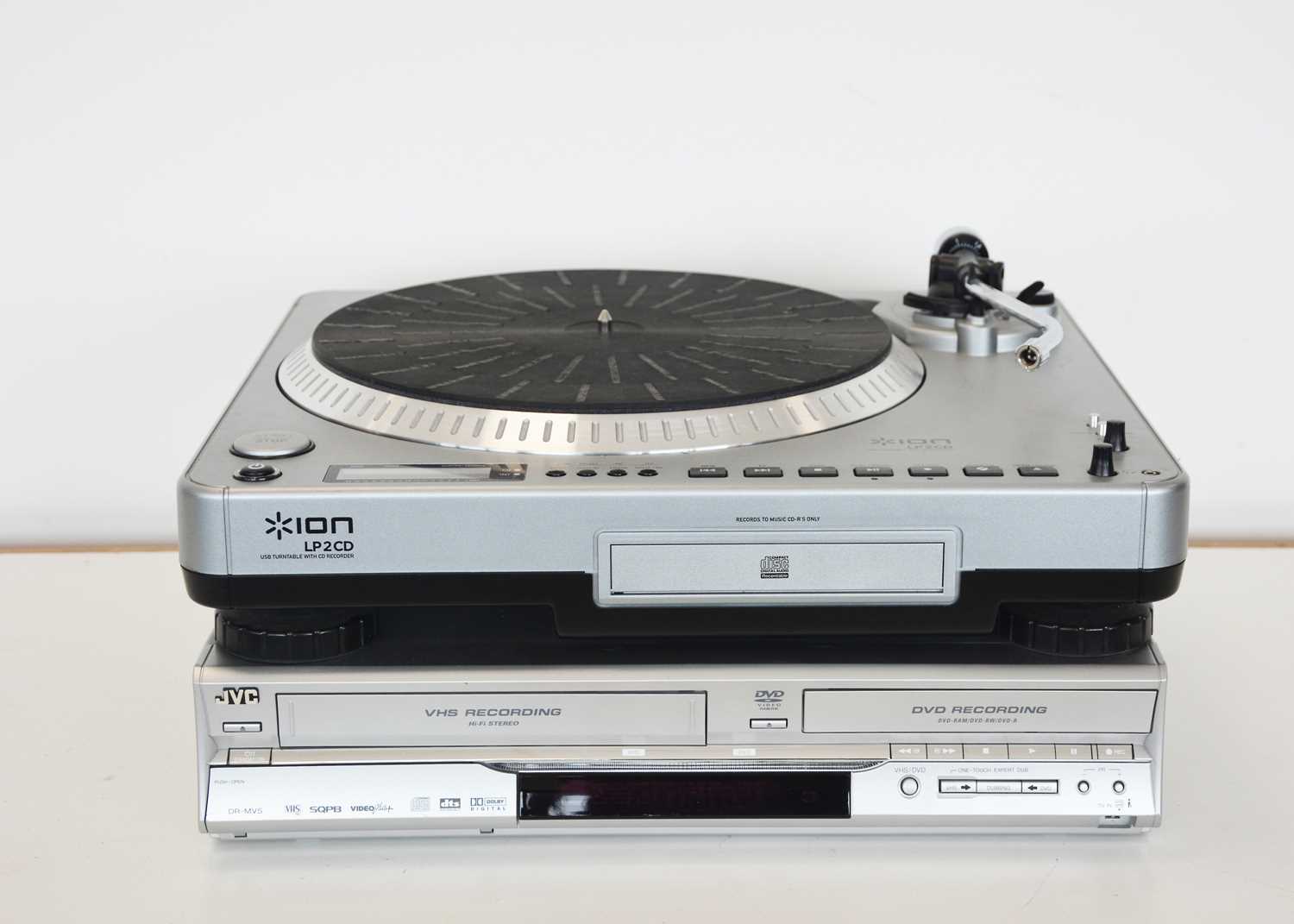 Lot 568 - JVC VHS/DVD Recorder plus