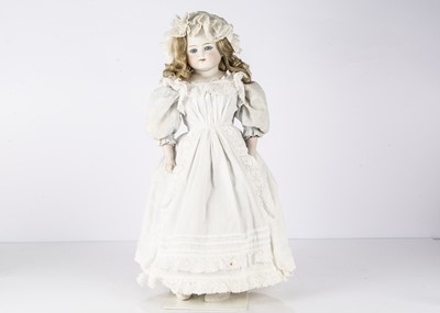 Lot 1232 - An Alt Beck & Gottschalck pale bisque turned shoulder head doll