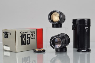 Lot 24 - two Canon FD 135mm lenses