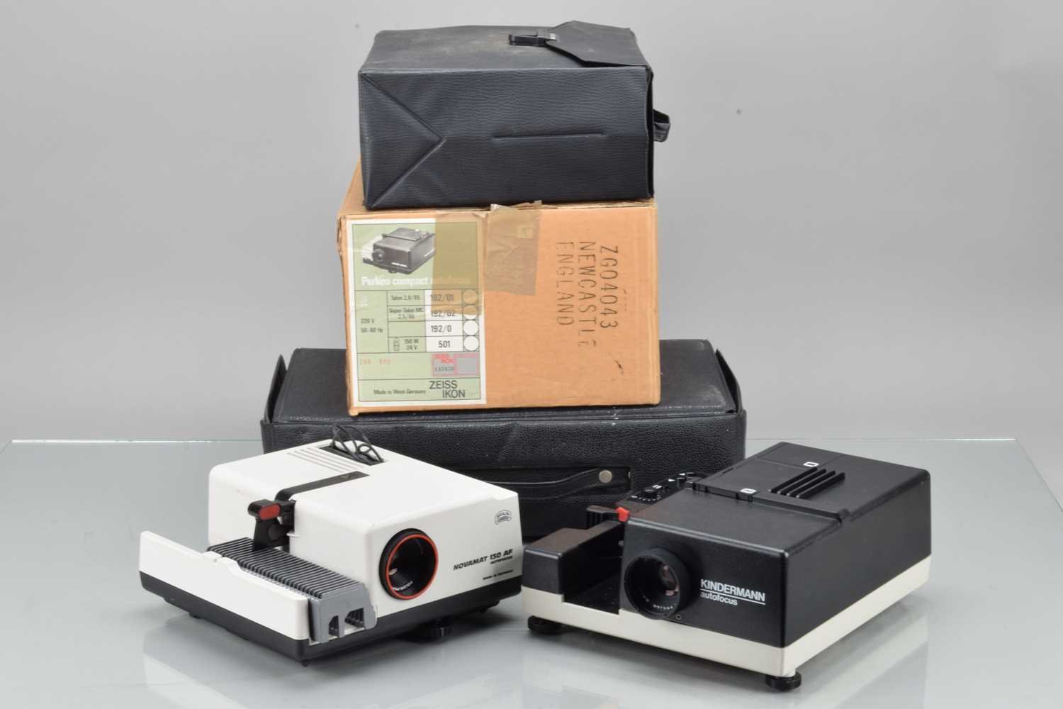 Lot 35 - Five Slide Projectors
