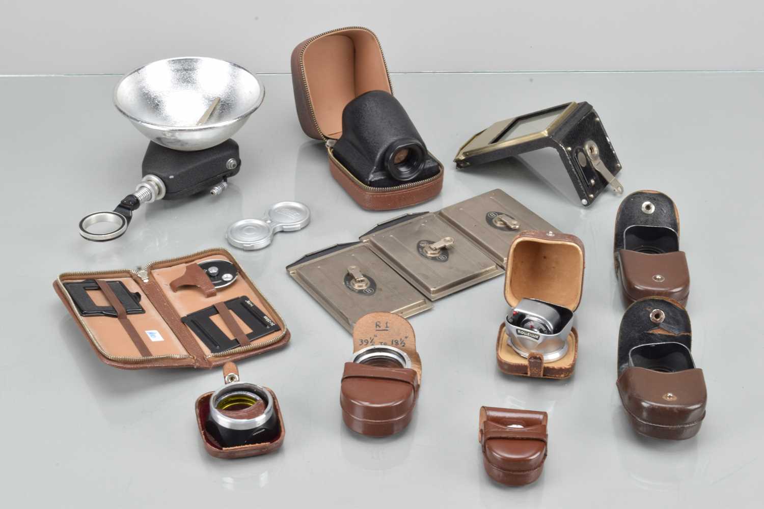 Lot 85 - Rollei Accessories